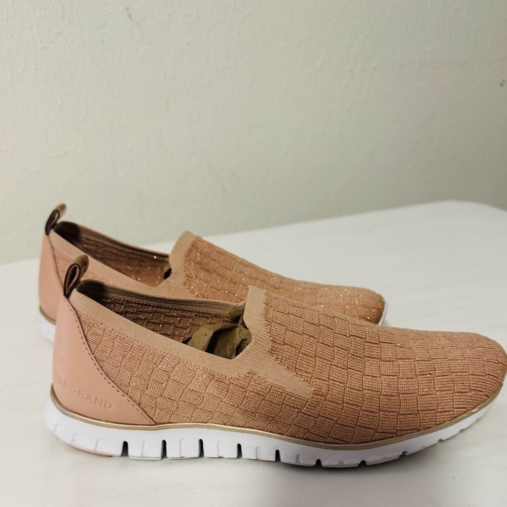 Cole Haan Zerogrand Size 7B Stitchlite Distance Slip On Loafers Rose Gold EUC